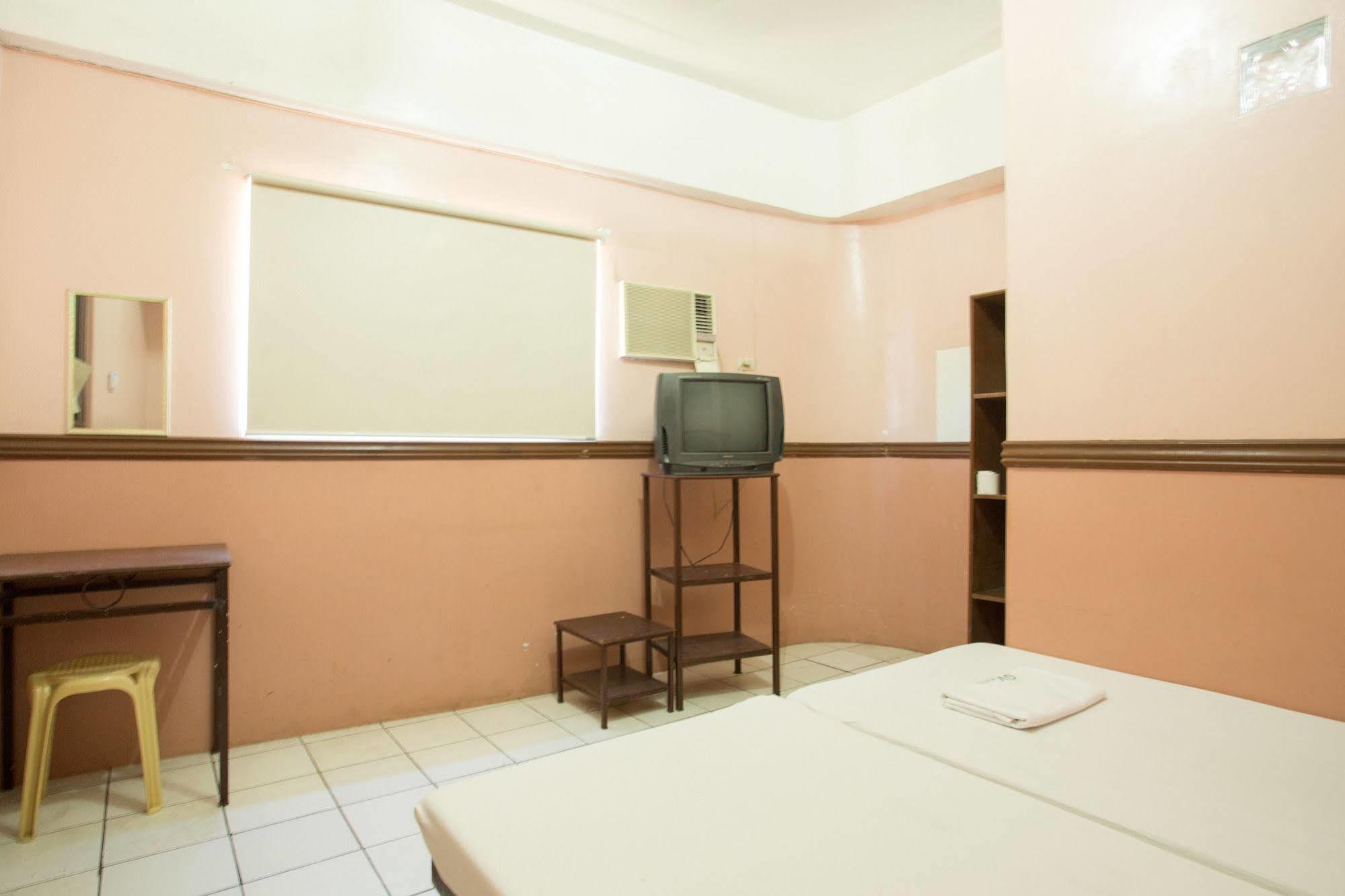 Gv Hotel - Masbate Masbate City Kültér fotó